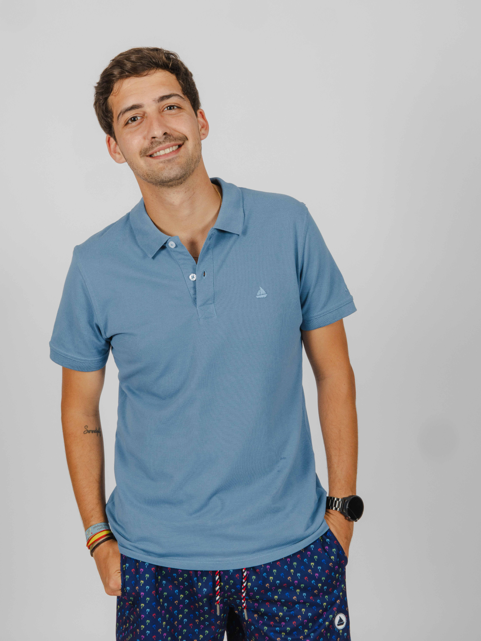 Imagen Polo Basic azul lavado
