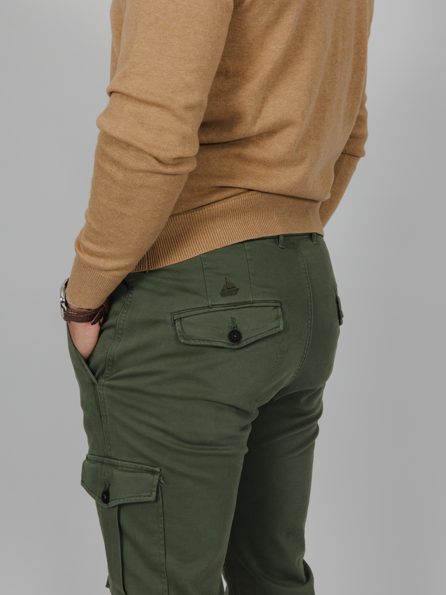 Pantalón cargo verde bosque
