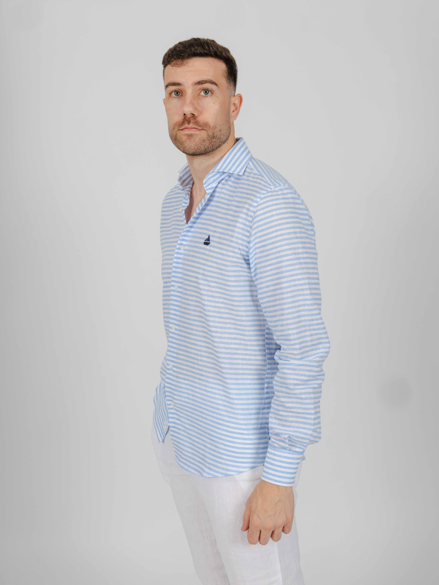 Imagen Camisa lino y algodón rayas horizontales celeste