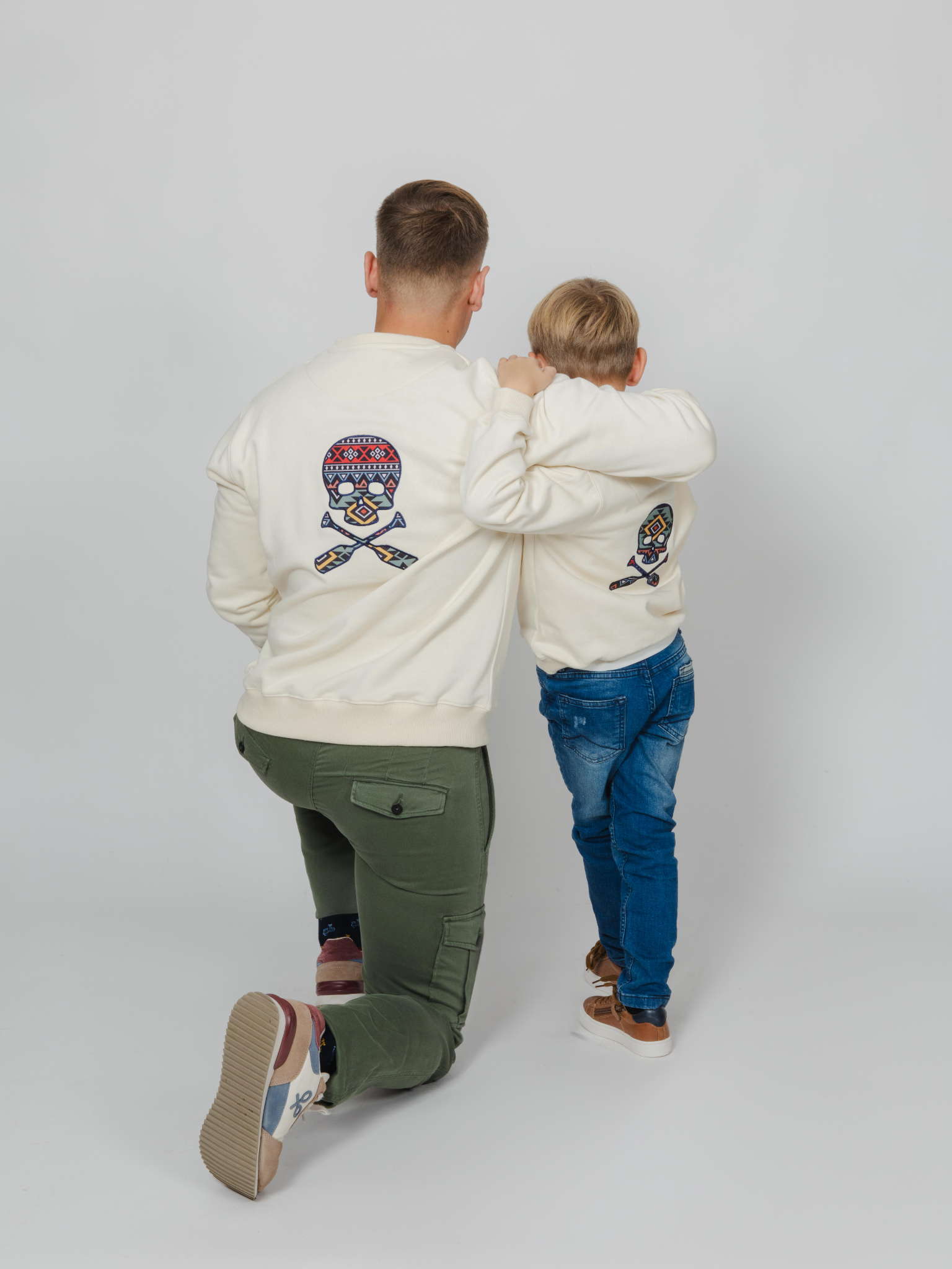 Sudadera niño Skull blanco roto