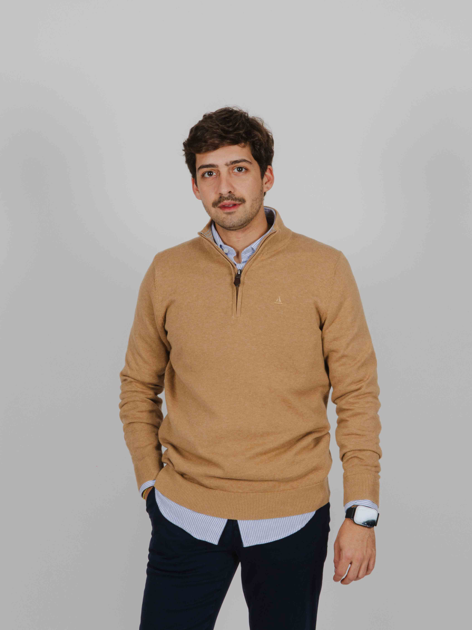 Jersey cremallera camel