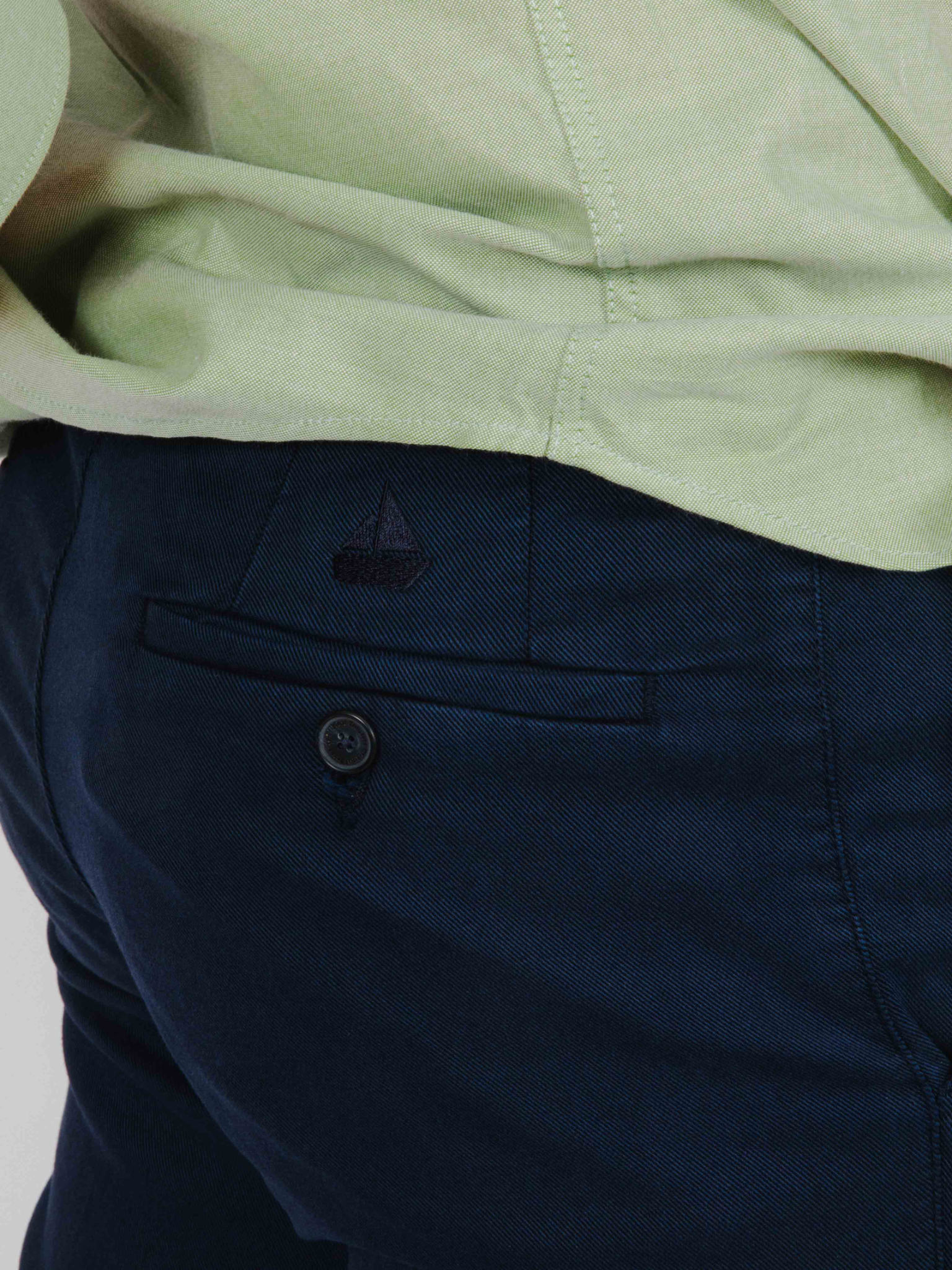 Pantalón chino elástico