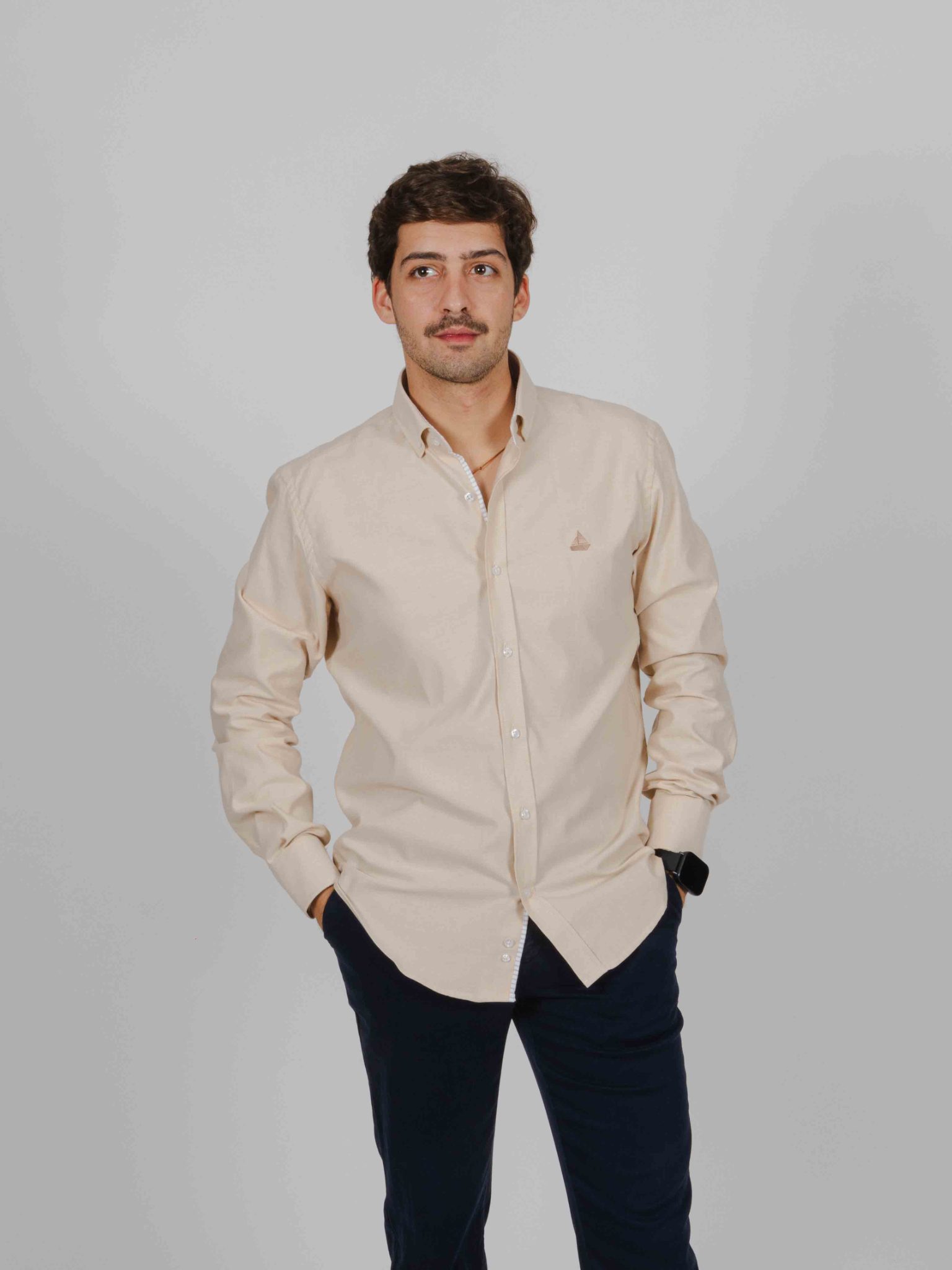 Camisa algodón arena