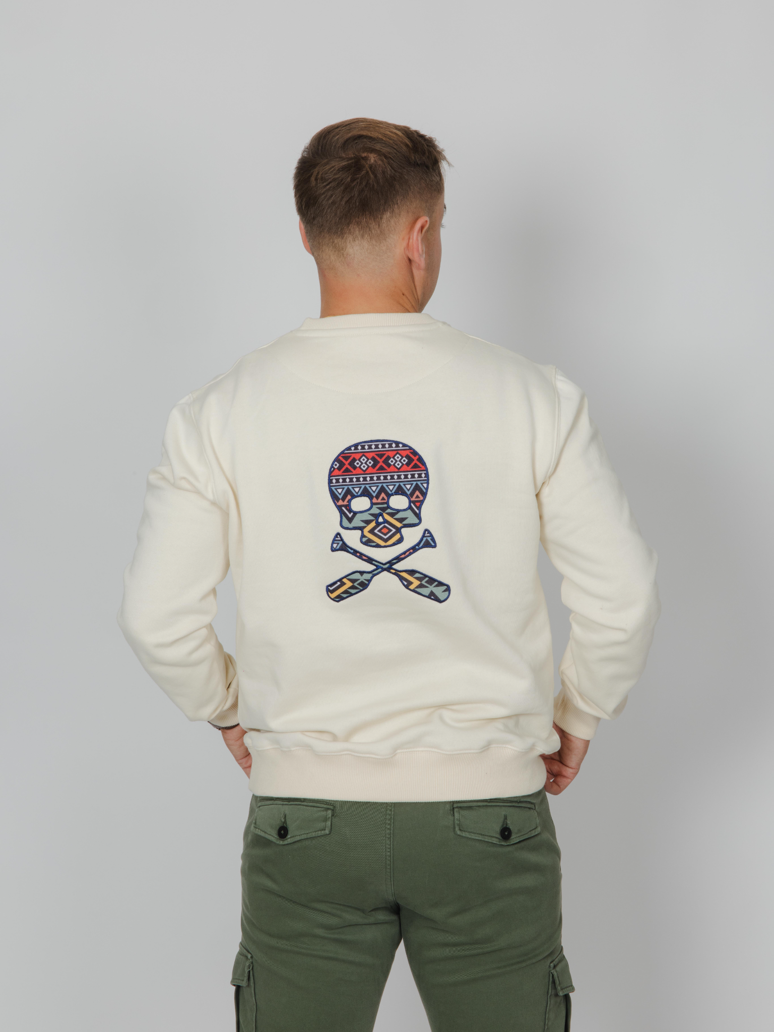 Sudadera Skull blanco roto